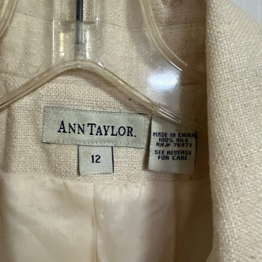 NWOT Ann Taylor Long Silk Cream Blazer SZ 12‎ Quiet Luxury Sustainable